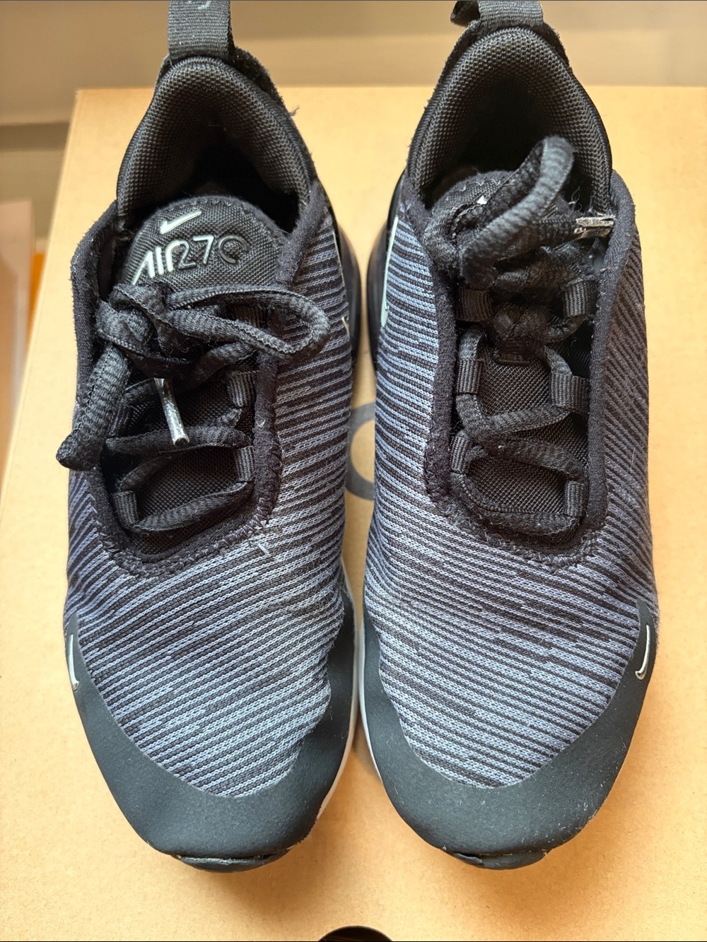 Nike Air 270 Kids Black and Gray Knit Sneakers